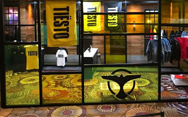 Custom trade show booth built by Foster Display Group