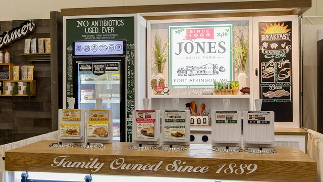 Modular trade show booth built by Condit Exhibits